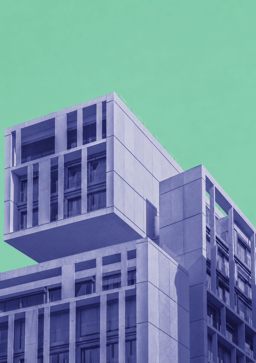 Silent Monument — kubische Architektur in Violett vor grünem Himmel: Branding und Kampagne für eine Premium-Immobilienmarke von KARL STUDIOS